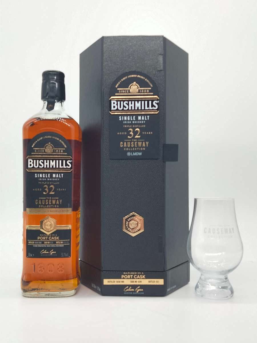 Bushmills Causeway 32 year old, Port Cask, La Maison du Whisky exclusive (plus Causeway whiskey glass)
