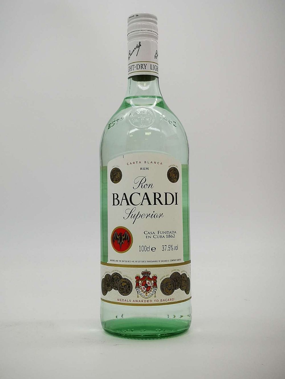 Bacardi Litre Presentation Pack with 4 branded glasses and cocktail stirrers